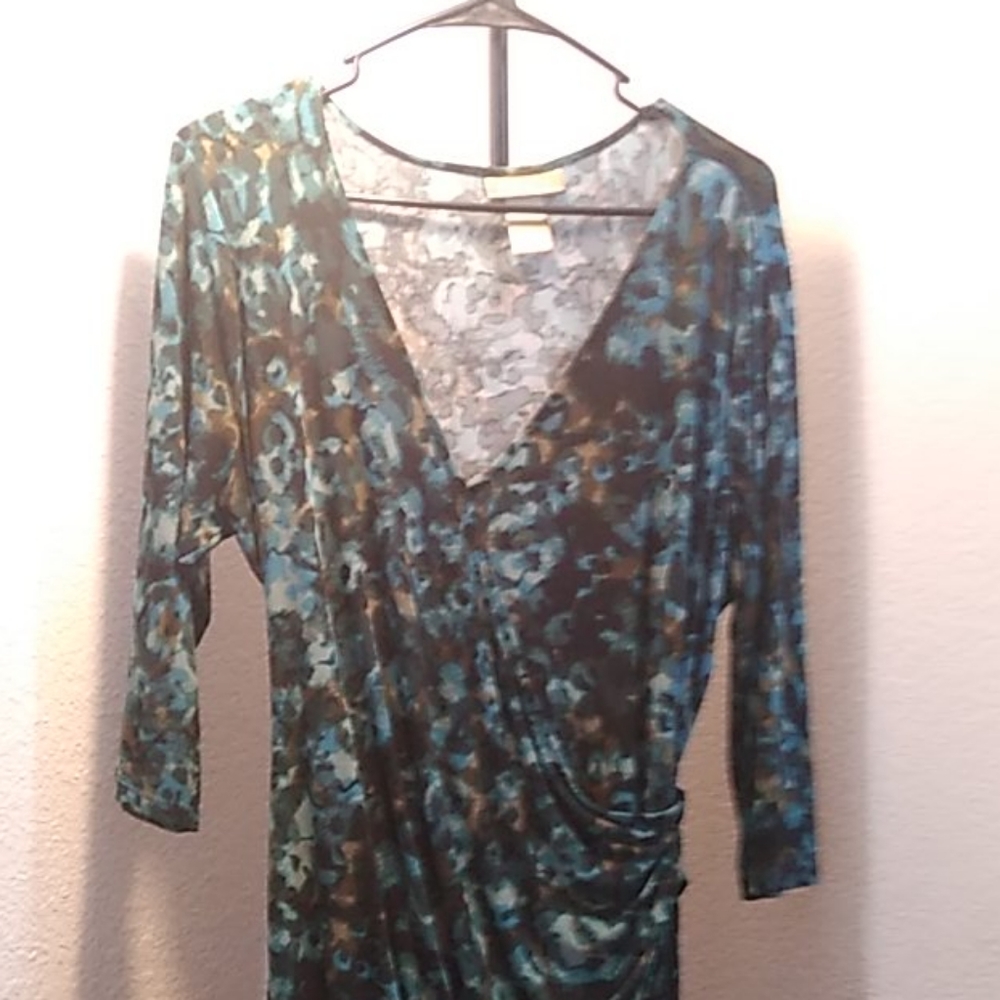 Beautiful 3/4 sleeve dress